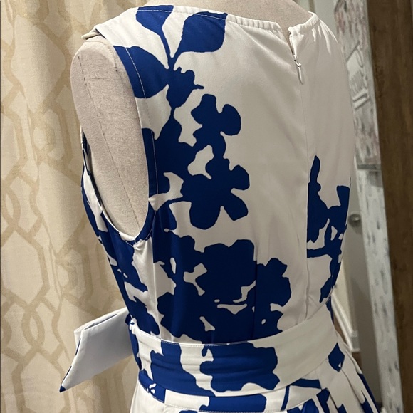 Es Haití S/4 Elegant Blue Floral Dress - Picture 3 of 3